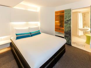 Amsterdam Netherlands holiday hotel