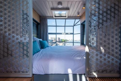 Amsterdam Netherlands holiday hotel