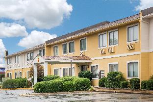 Jonesboro (AR) United States holiday hotel