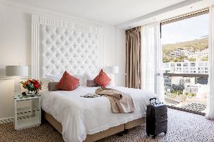 Cape Town South Africa holiday hotel