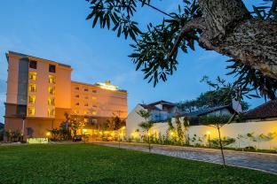 Semarang Indonesia holiday hotel