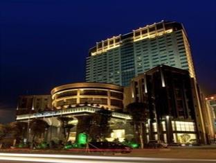 Dongguan China holiday hotel