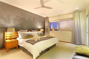 Cape Town South Africa holiday hotel