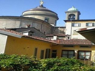 Bergamo Italy holiday hotel