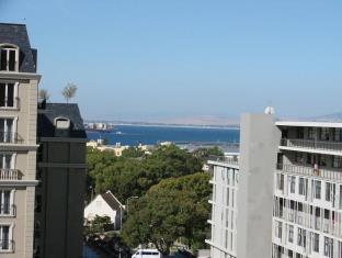 Cape Town South Africa holiday hotel