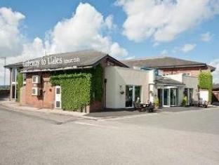 Garden City United Kingdom holiday hotel