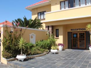 Cape Town South Africa holiday hotel