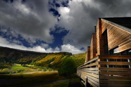 Besse-et-Saint-Anastaise France holiday hotel