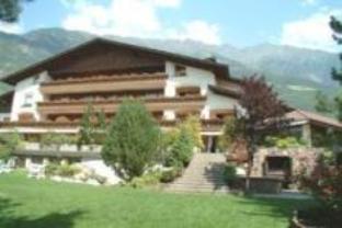 Naturno Italy holiday hotel