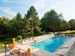 Saclay France holiday hotel