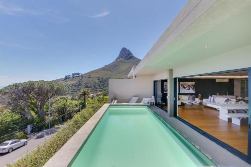 Cape Town South Africa holiday hotel