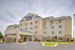 Jonesboro (AR) United States holiday hotel