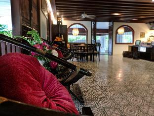 Phuket Thailand holiday hotel